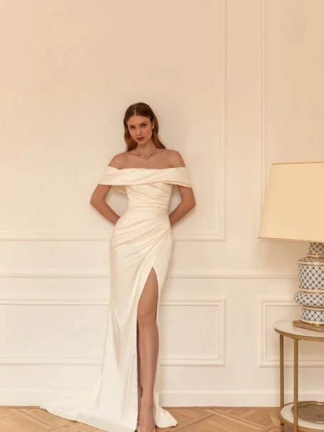 2022 Stylish Satin Bateau Mermaid Wedding Dresses With Boat Neck, Off  Shoulder Design, Zipper Back, And Court Train Perfect Bridal Gown For The  Modern Bride From Donnaweddingdress12, $81.4 | DHgate.Com