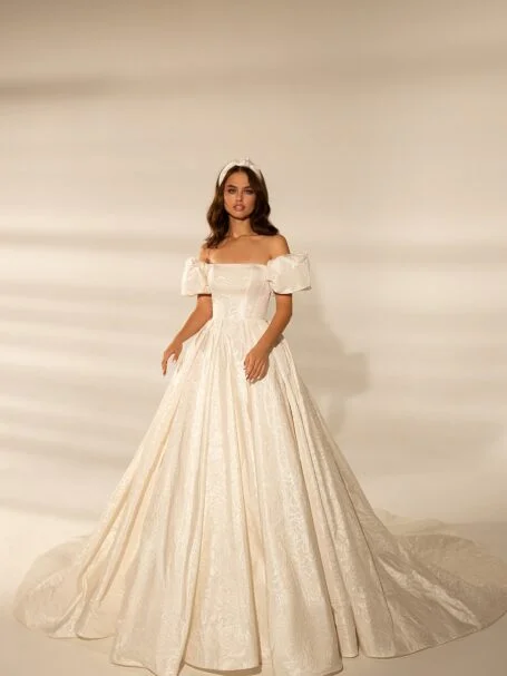 Wona Concept Aja Wedding Dress Save 50% - Stillwhite