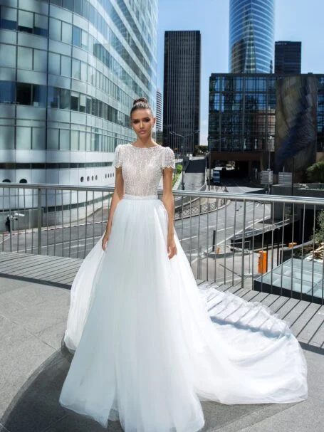 Low back wedding dress «Envy» | WONA