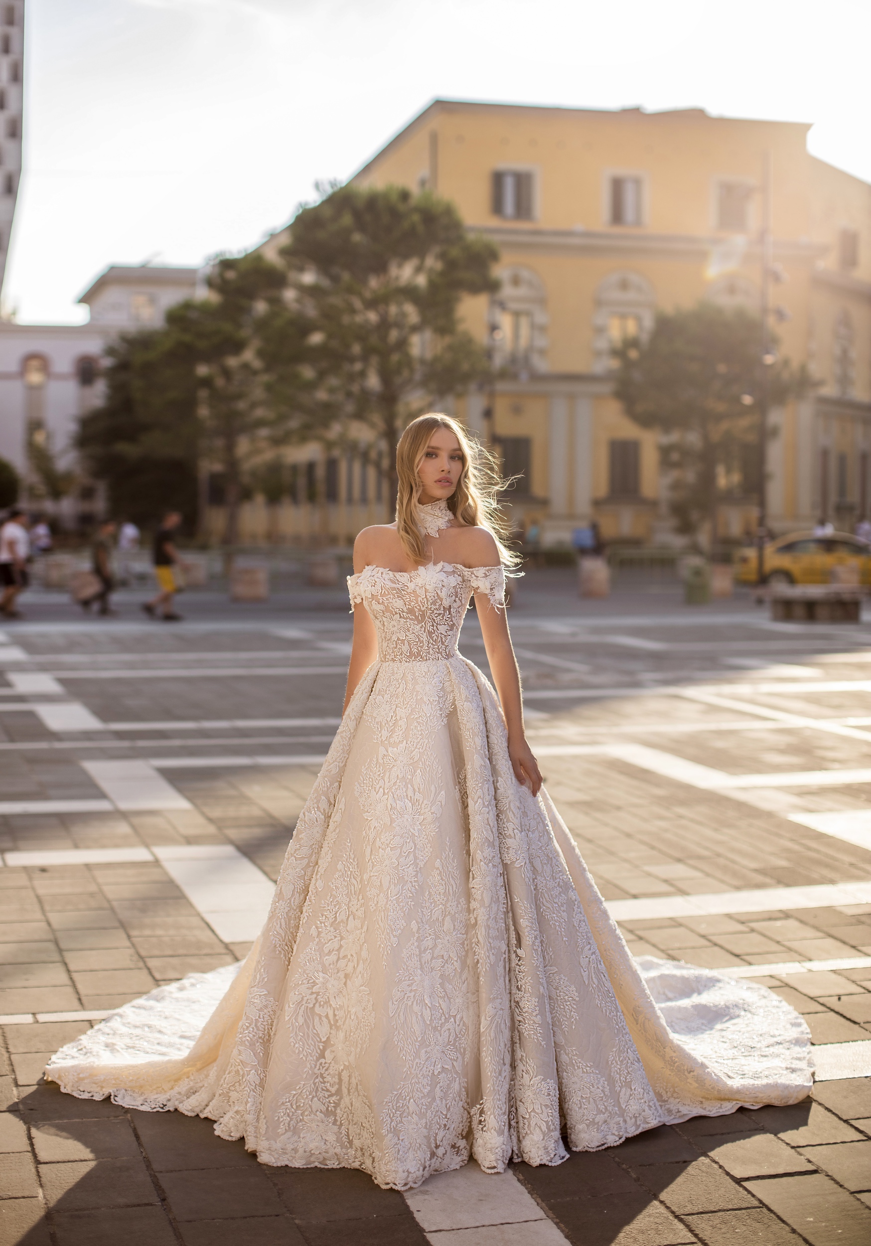 Straight wedding dress «Unicue» | WONA