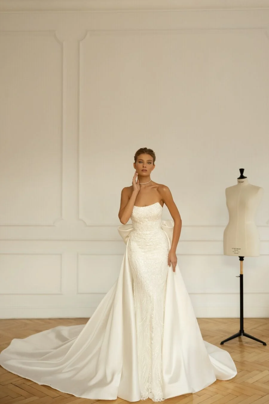 Lanvee dress by eva lendel from less is more 2023