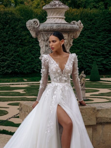 Delice 1 wedding dress by WONÁ Concept from Atelier collection