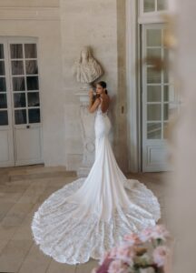 Kiana 7 wedding dress by woná concept from atelier collection
