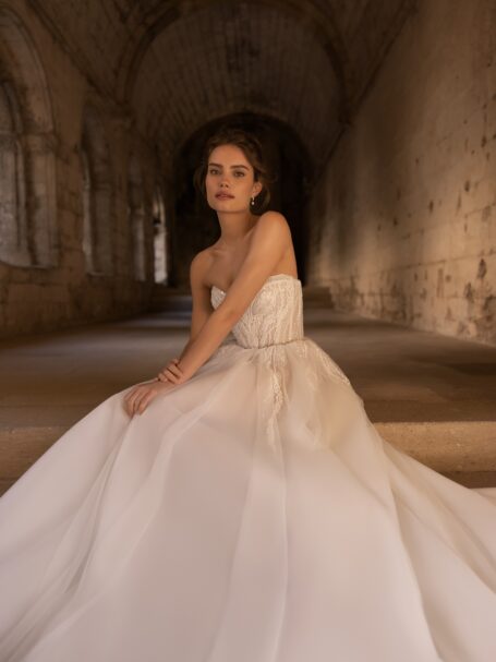 Eva Lendel Parma 2024 ウェディングドレス サイズ 9 U-back wedding dress «Parma» | WONA