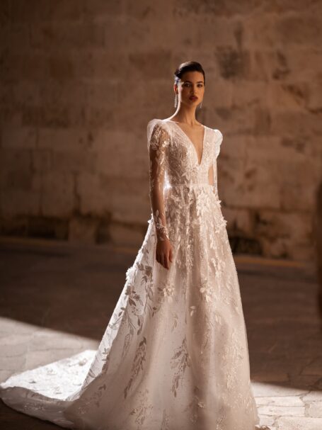 Divita 1 dress by WONA Concept from Alma de Oro collection