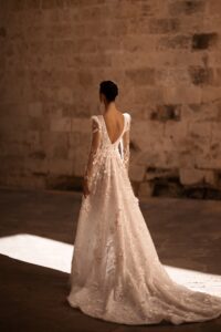 Divita 3 dress by wona concept from alma de oro collection