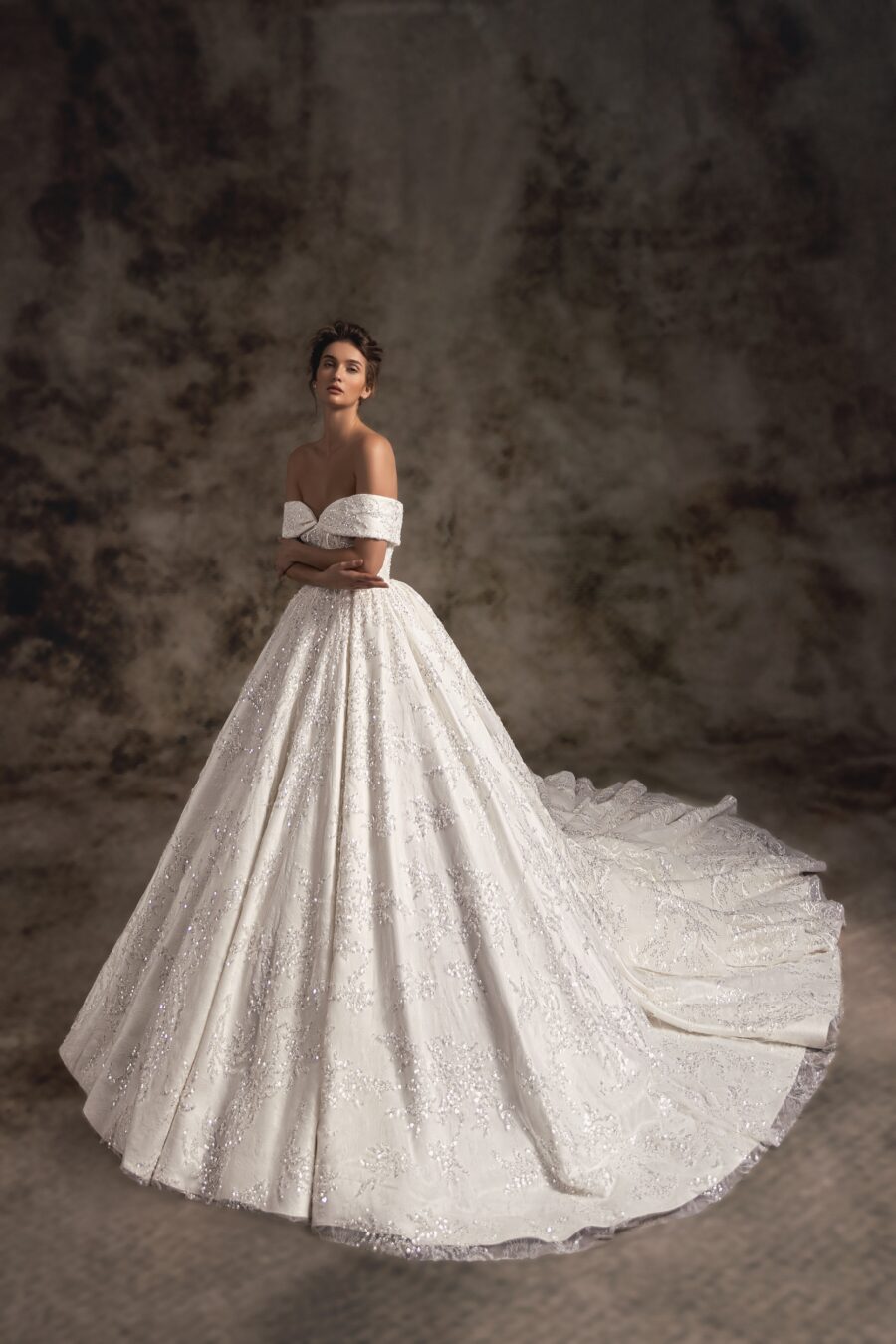 Opera 1 wedding dress by woná concept from notte d'opera collection
