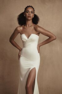 Brava 1 wedding dress by woná concept from personality collection