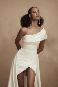 Morris 1 wedding dress by woná concept from personality collection