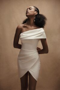 Morris 2 wedding dress by woná concept from personality collection