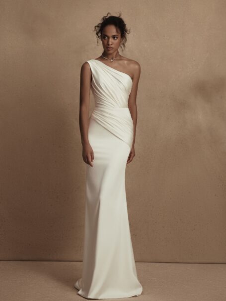 Rue 1 wedding dress by WONÁ Concept from Personality collection
