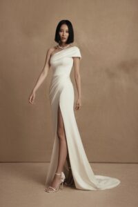 Sloan 2 wedding dress by woná concept from personality collection