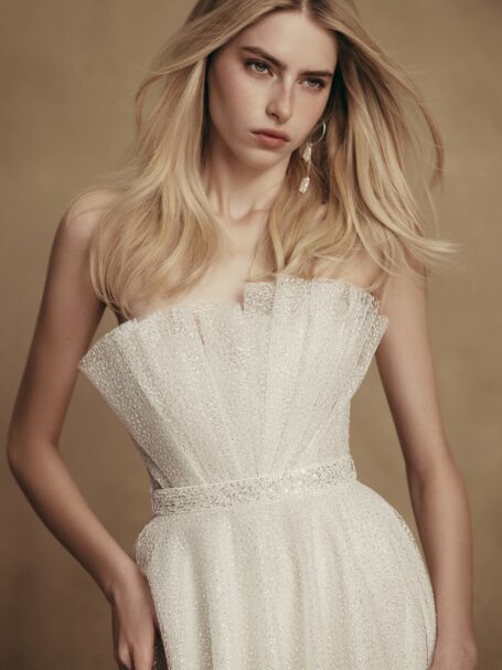Tessa 1 wedding dress by WONÁ Concept from Personality collection