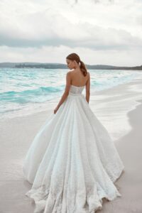 Alaia 2 wedding dress by woná concept from atelier signature collection