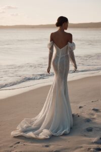 Ayleen 11 wedding dress by woná concept from atelier signature collection