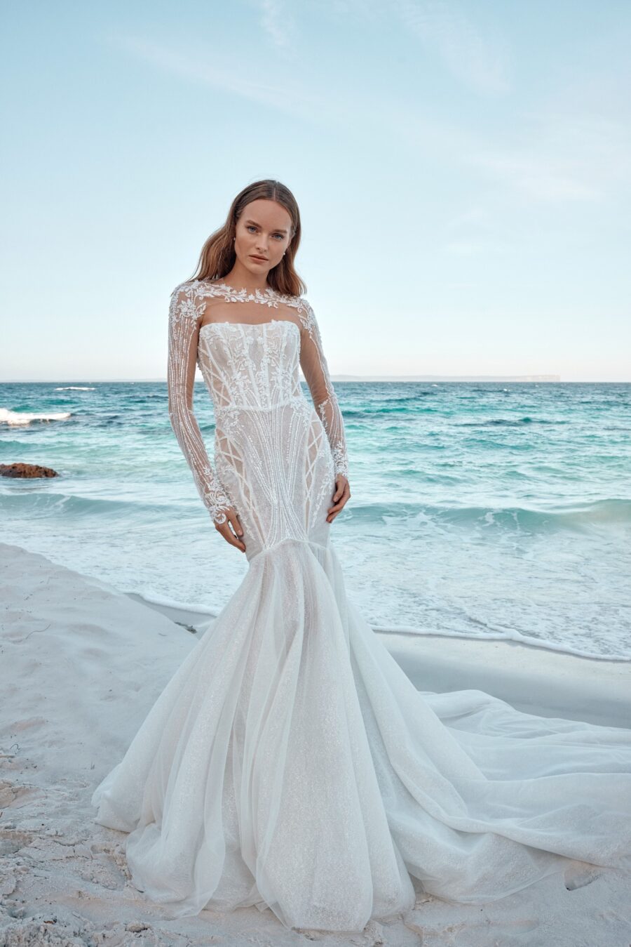Remy 3 wedding dress by woná concept from atelier signature collection