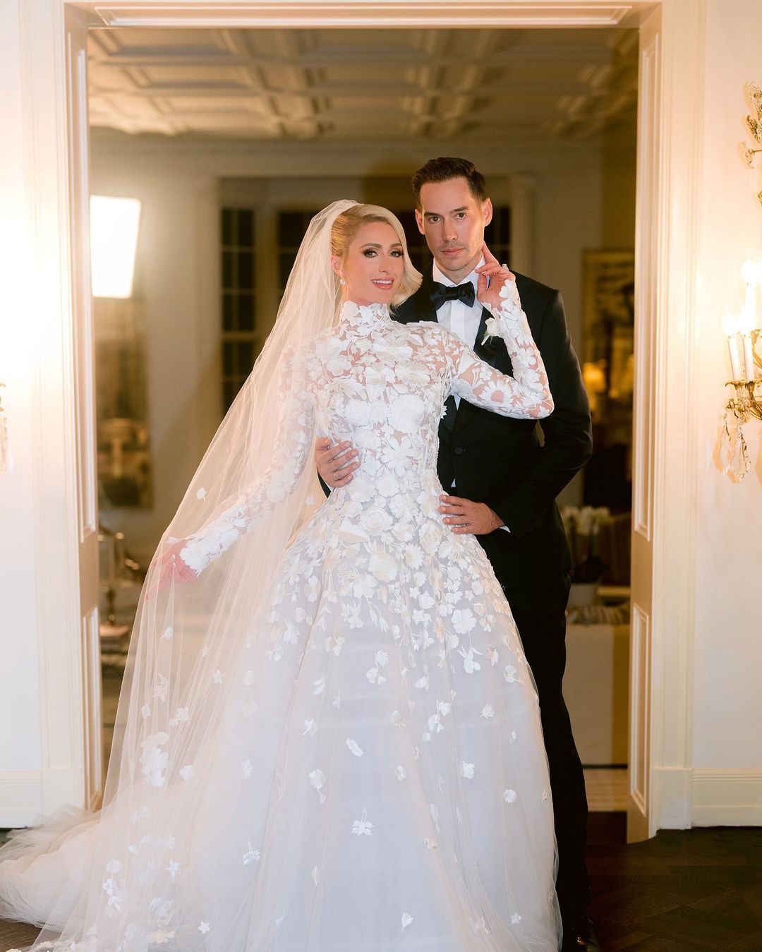 Paris hilton and carter reums wedding 1