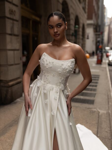 Libby 2 wedding dress by WONÁ Concept from URBAN ELEGANCE