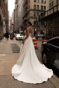 Libby 3 wedding dress by woná concept from urban elegance