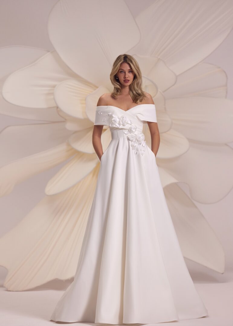適当な価格 with «Mirage» dress wedding Lacing flowers WONA | スーツ・フォーマル・ドレス