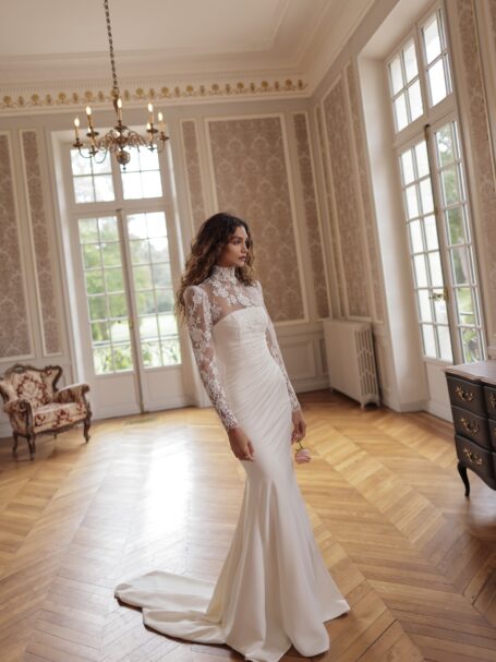 Lacing wedding dress «Petite» with corset | WONA Lacing wedding dress «Petite» with corset | WONA