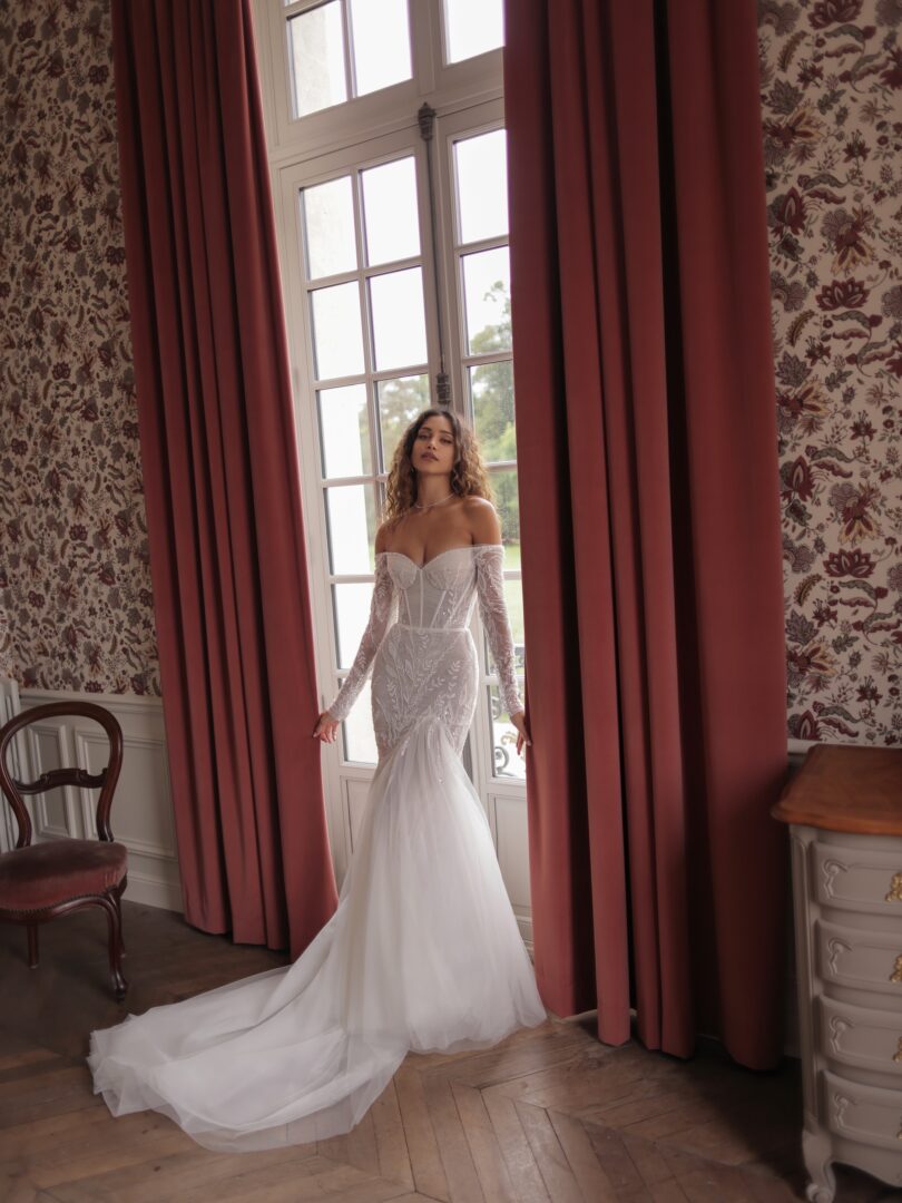 Lacing wedding dress «Ross» with corset | WONA