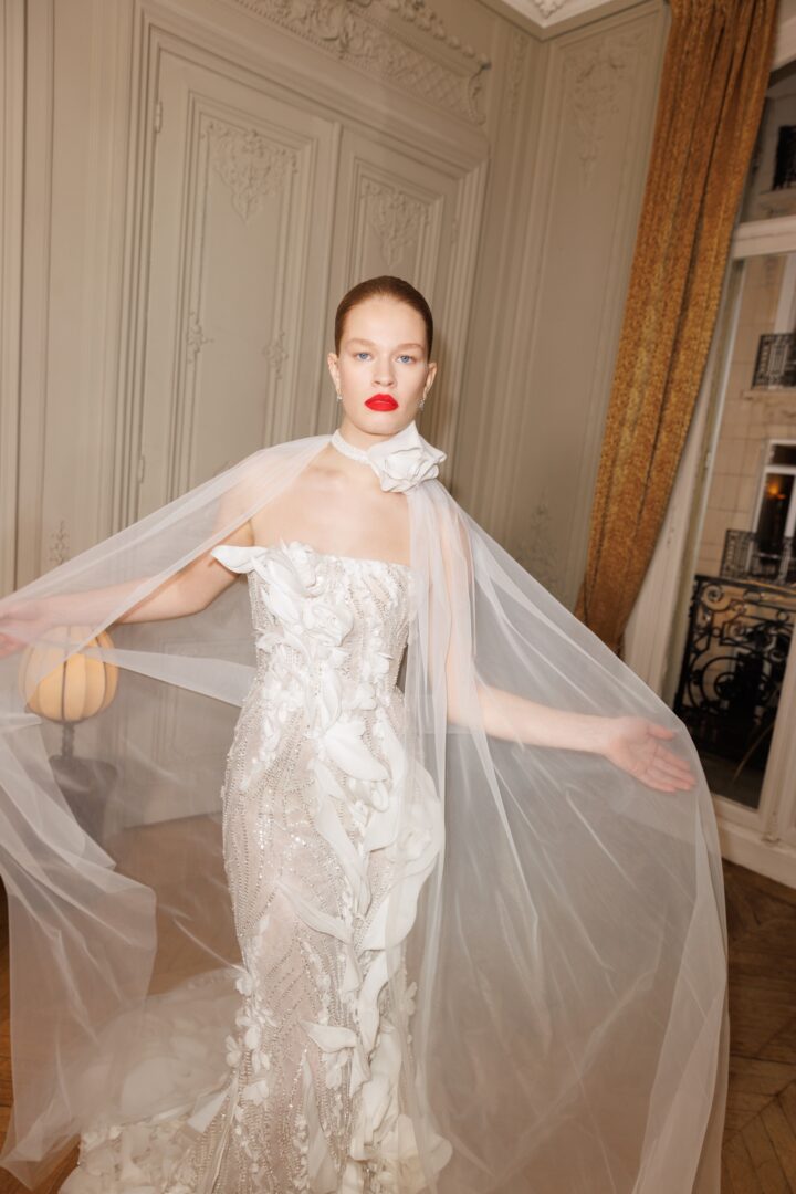 modern ambition dress Low back wedding dress «Ambition» with cape