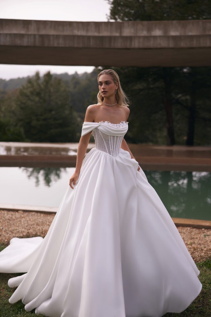 eva-lendel-less-is-more-v-