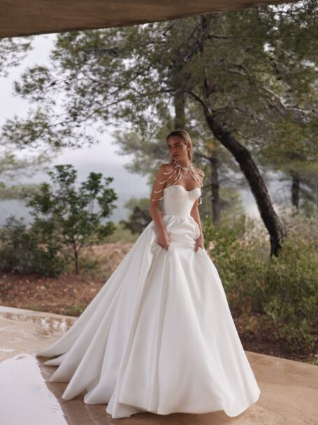 Eva Lendel wedding dresses | WONA